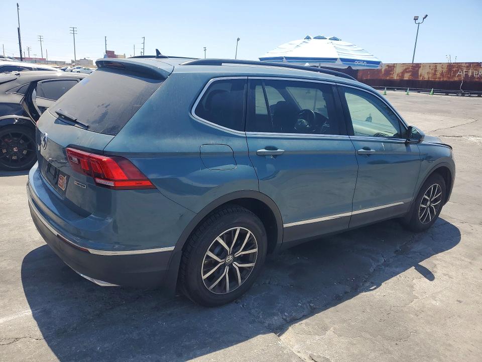 2021 Volkswagen Tiguan მანქანა იყიდება აუქციონზე, vin: 3VV2B7AX1MM128128, აუქციონის ნომერი: 59710276