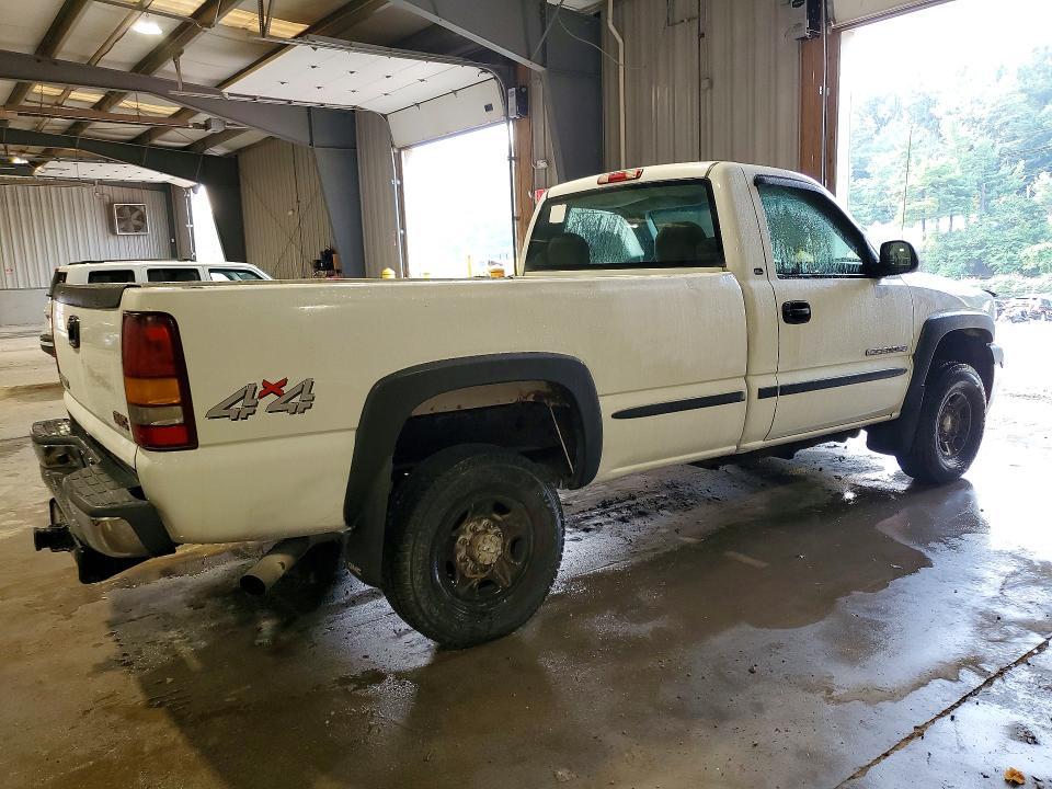 62425346 :رقم المزاد ، 1GTHK24U02E305736 vin ، 2002 Gmc Sierra مزاد بيع