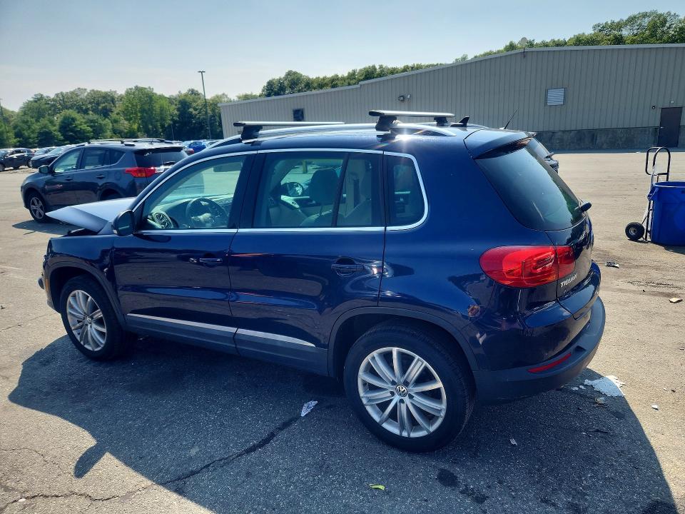 62206096 :رقم المزاد ، WVGAV7AX9DW547468 vin ، 2013 Volkswagen Tiguan مزاد بيع