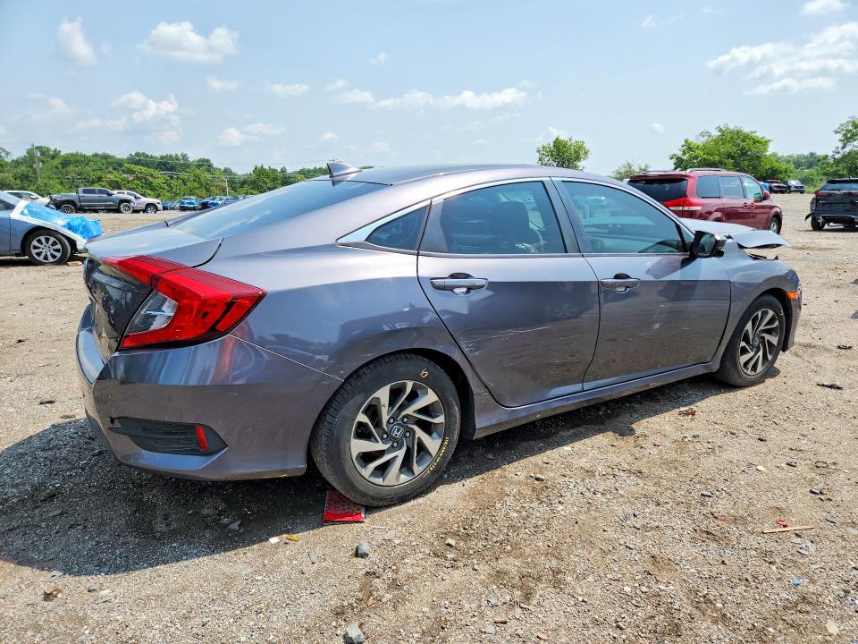 Продаж на аукціоні авто 2017 Honda Civic, vin: 2HGFC2F82HH530635, номер лоту: 61875326