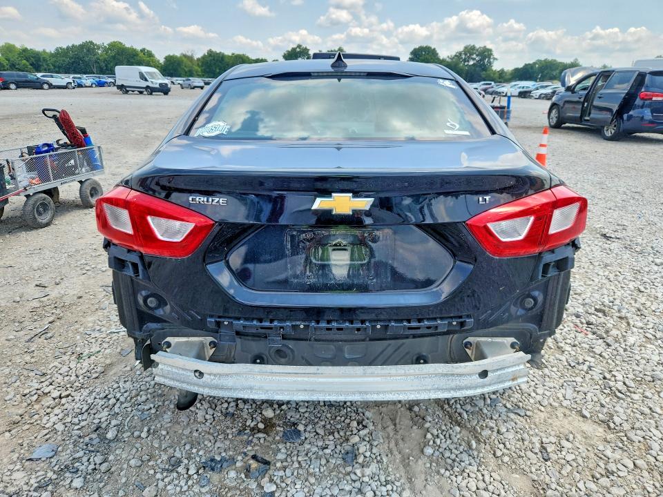 Продажа на аукционе авто 2017 Chevrolet Cruze, vin: 1G1BE5SM9H7254521, номер лота: 60403566