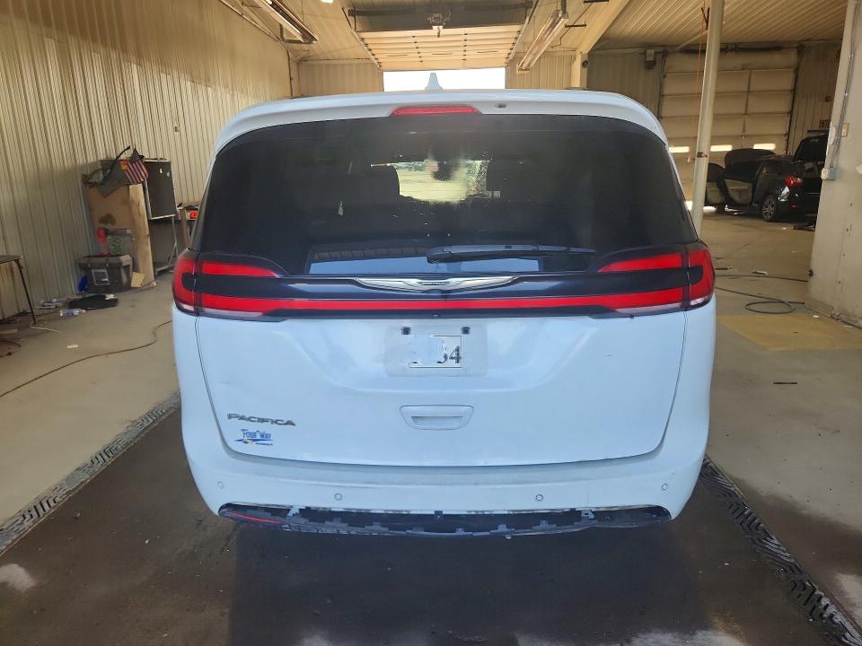 62484996 :رقم المزاد ، 2C4RC1BG9NR143461 vin ، 2022 Chrysler Pacifica مزاد بيع