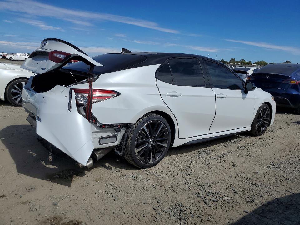 Продаж на аукціоні авто 2019 Toyota Camry, vin: 4T1B61HK1KU288878, номер лоту: 61782736