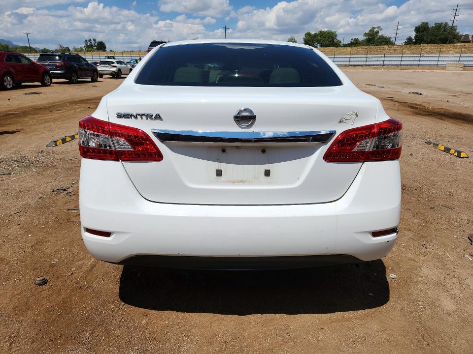 2015 Nissan Sentra მანქანა იყიდება აუქციონზე, vin: 3N1AB7AP3FY228871, აუქციონის ნომერი: 61754416