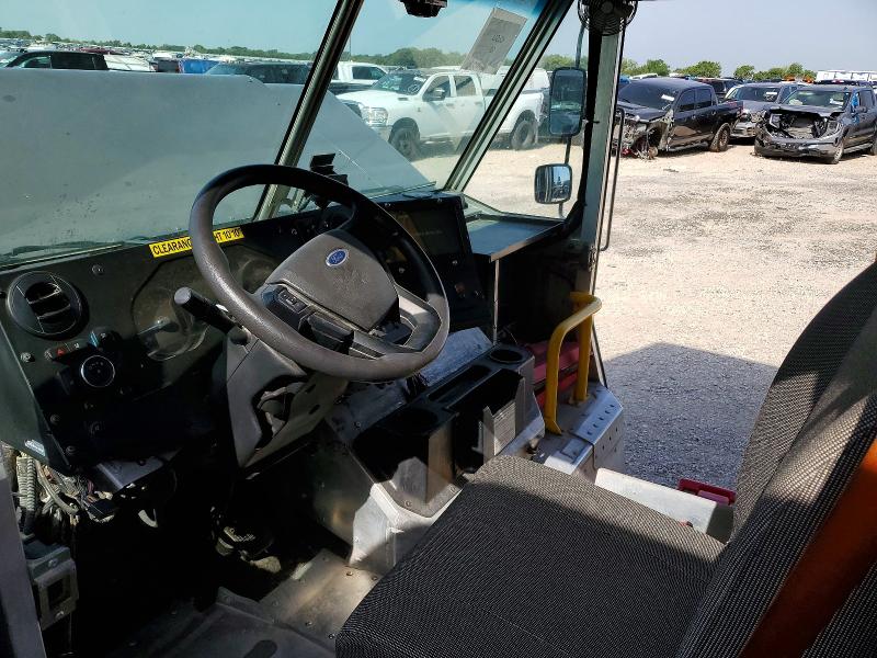 2021 Ford F59 მანქანა იყიდება აუქციონზე, vin: 1F65F5KN8M0A01674, აუქციონის ნომერი: 61897286