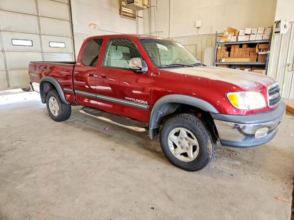 Продажа на аукционе авто 2001 Toyota Tundra, vin: 5TBBT441X1S155592, номер лота: 61203806