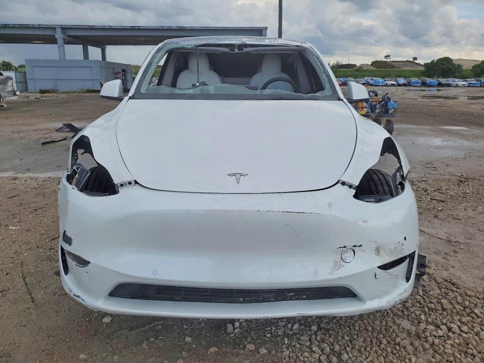 Auction sale of the 2021 Tesla Model Y, vin: 5YJYGAEE8MF284221, lot number: 63318256