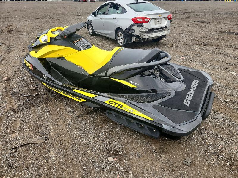 61845176 :رقم المزاد ، YDV39813E616 vin ، 2016 Sea-doo Gtr215 مزاد بيع