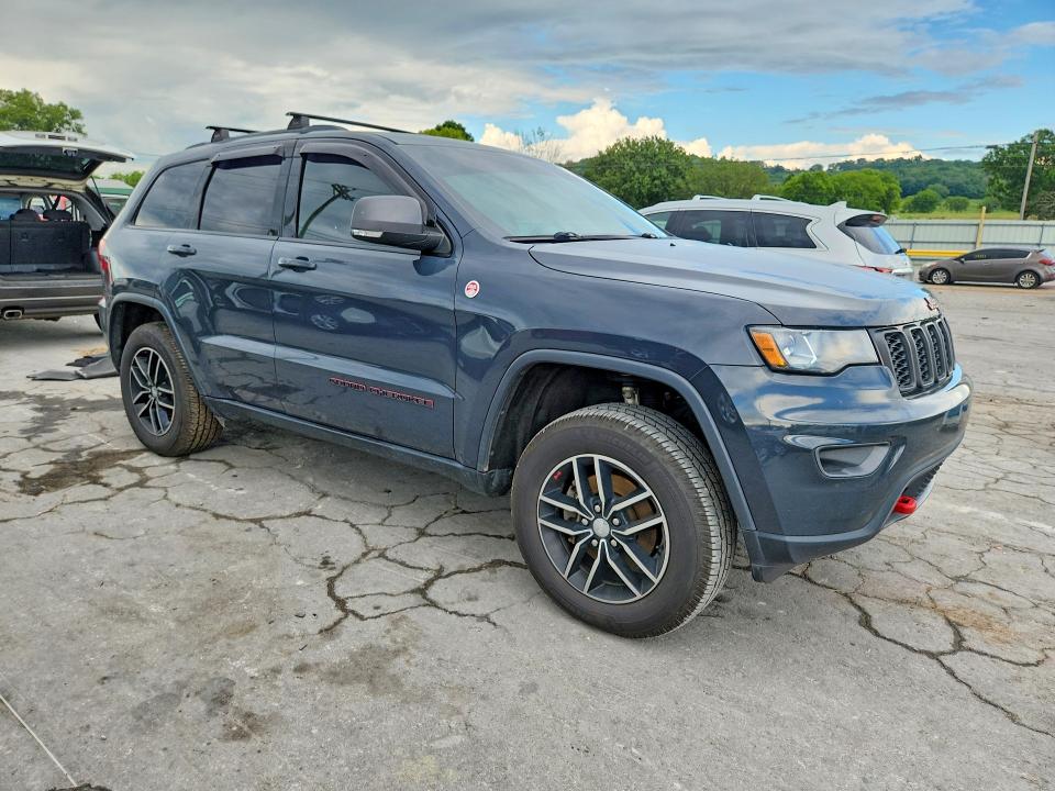 2017 Jeep Grand Cherokee მანქანა იყიდება აუქციონზე, vin: 1C4RJFLG1HC747231, აუქციონის ნომერი: 60757166