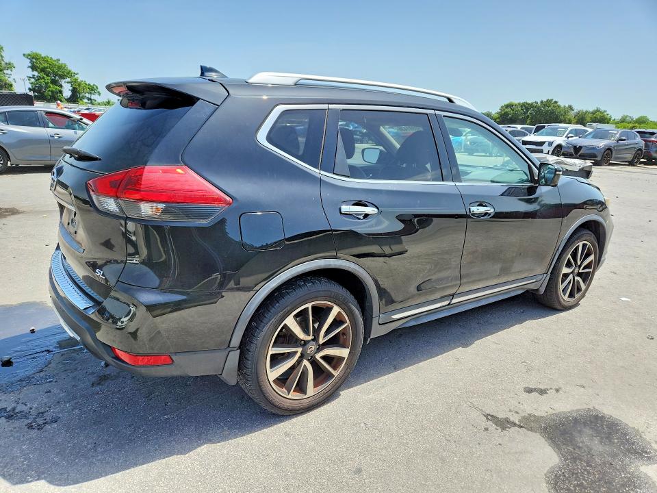 2017 Nissan Rogue მანქანა იყიდება აუქციონზე, vin: JN8AT2MTXHW143921, აუქციონის ნომერი: 60891436