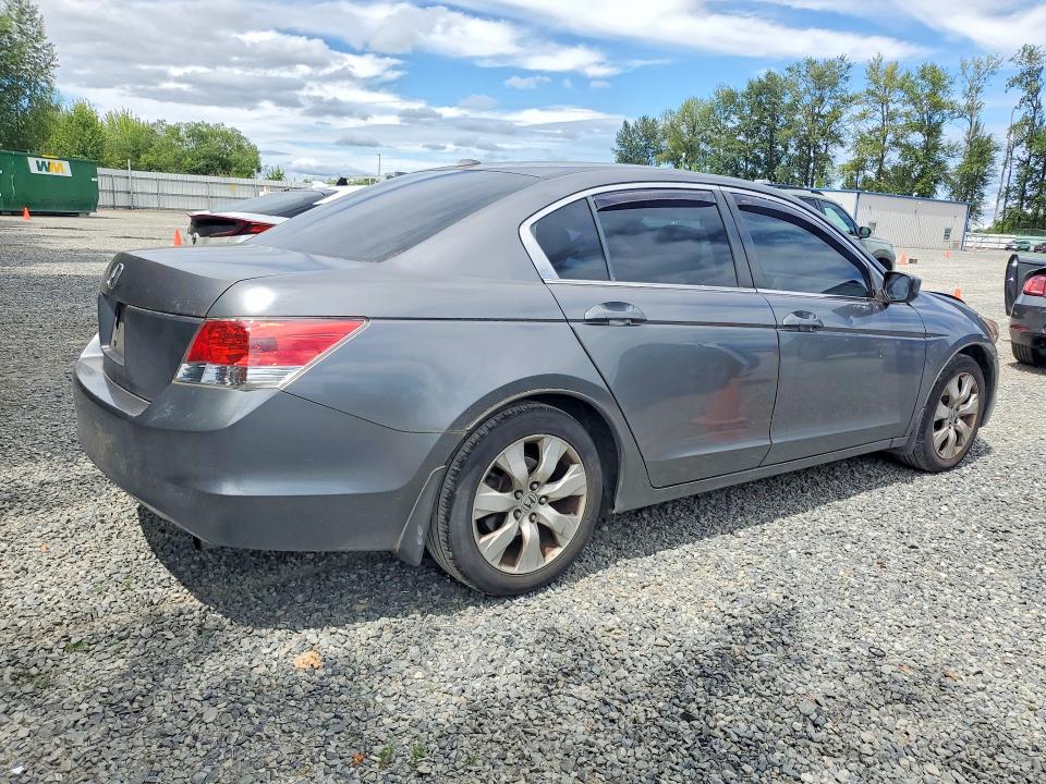 60476856 :رقم المزاد ، JHMCP26838C054256 vin ، 2008 Honda Accord مزاد بيع
