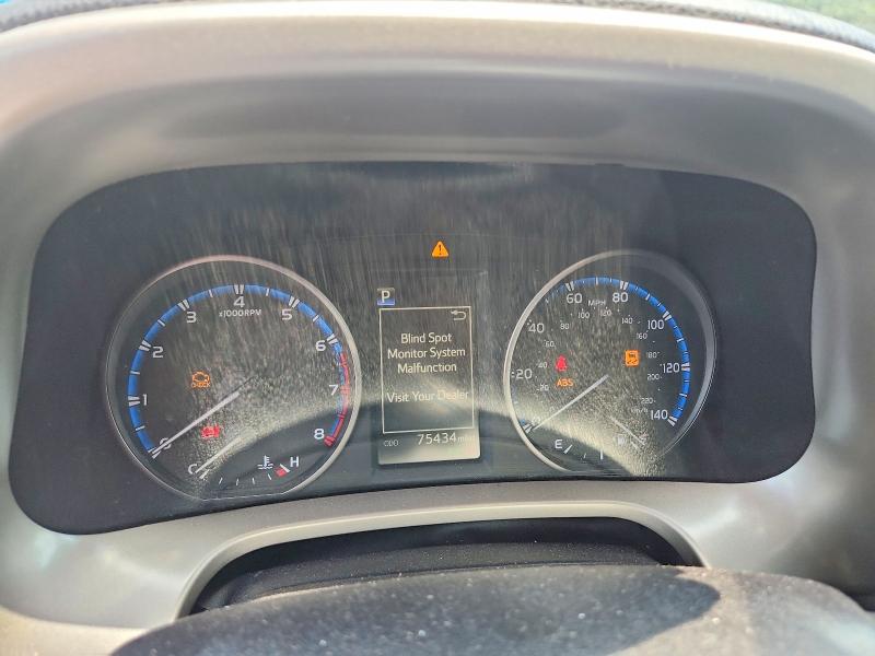 61633746 :رقم المزاد ، 2T3RFREV6JW789802 vin ، 2018 Toyota Rav4 مزاد بيع