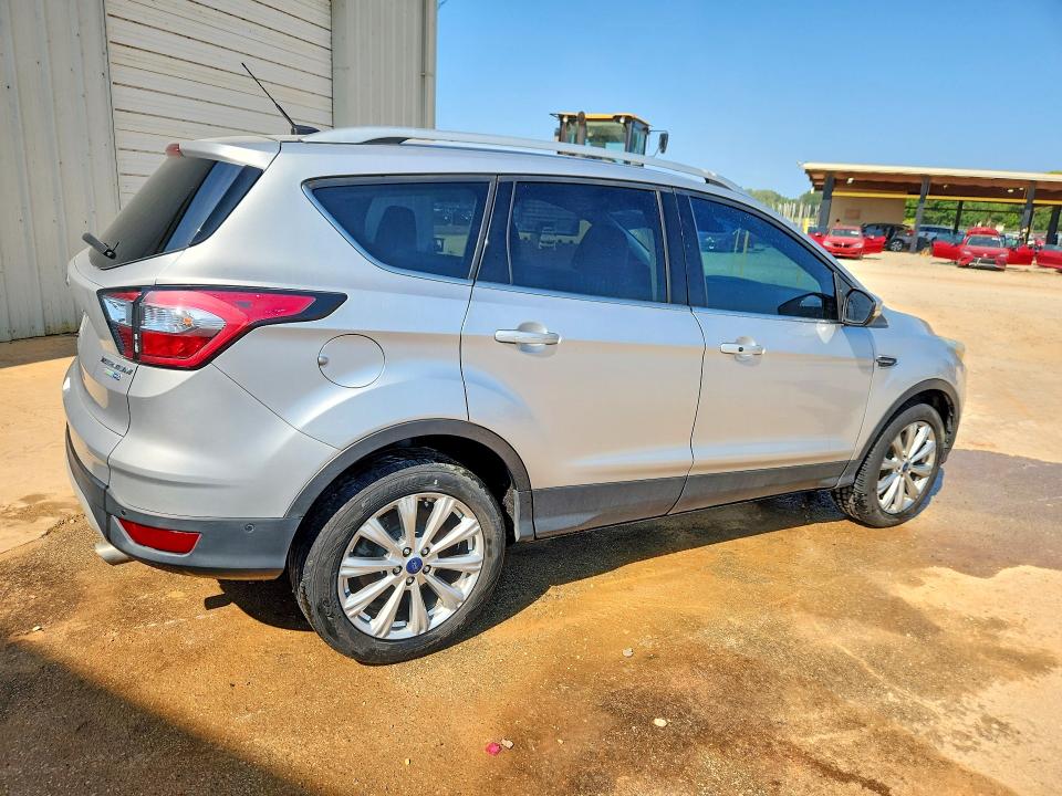 Продаж на аукціоні авто 2017 Ford Escape, vin: 1FMCU9JD3HUD13051, номер лоту: 63203896