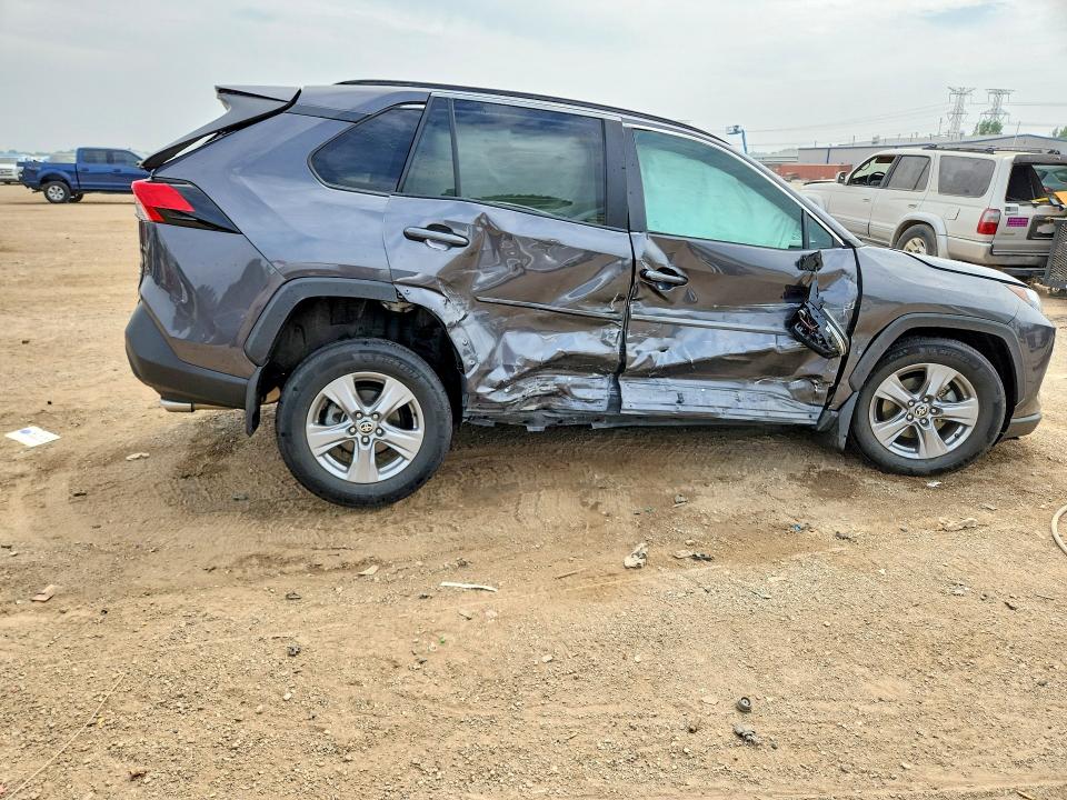 Aukcja sprzedaży 2022 Toyota Rav4, vin: 2T3P1RFV6NW254351, numer aukcji: 61822656
