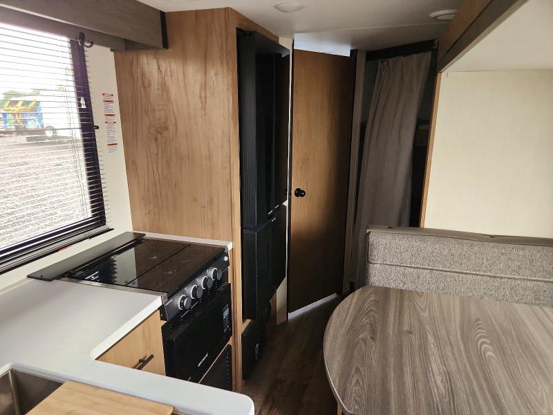 Продажа на аукционе авто 2025 Forest River Campsite Reserve 20ak, vin: 5ZT2CRRB1SF078584, номер лота: 62640426