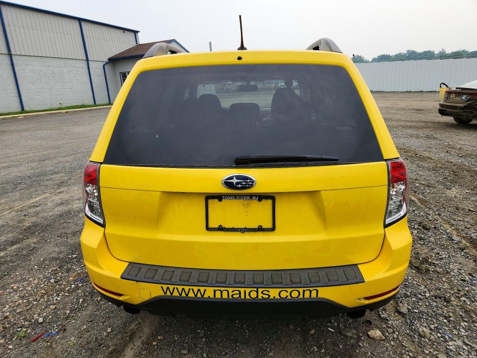 60583306 :رقم المزاد ، JF2SHADC8DH422635 vin ، 2013 Subaru Forester مزاد بيع