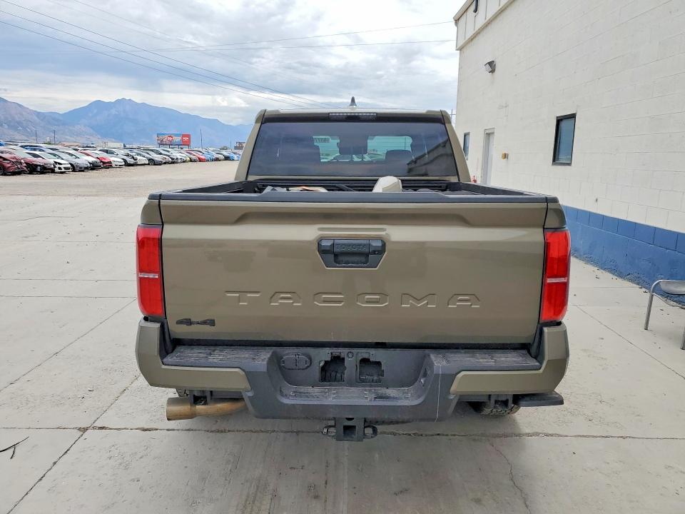 61778436 :رقم المزاد ، 3TMLB5JNXTM243962 vin ، 2026 Toyota Tacoma مزاد بيع