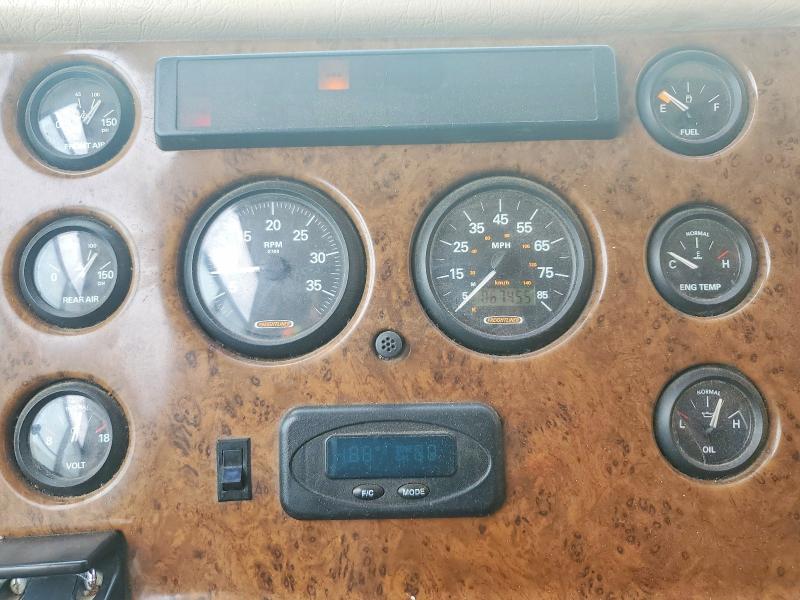 60792576 :رقم المزاد ، 4UZABFCY24CN05296 vin ، 2004 Freightliner Xc Chassis مزاد بيع