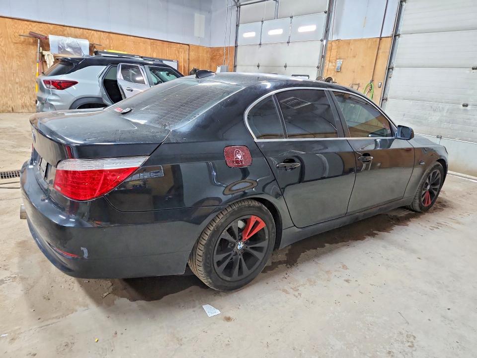 61511466 :رقم المزاد ، WBANV9C55AC137029 vin ، 2010 Bmw 535 مزاد بيع