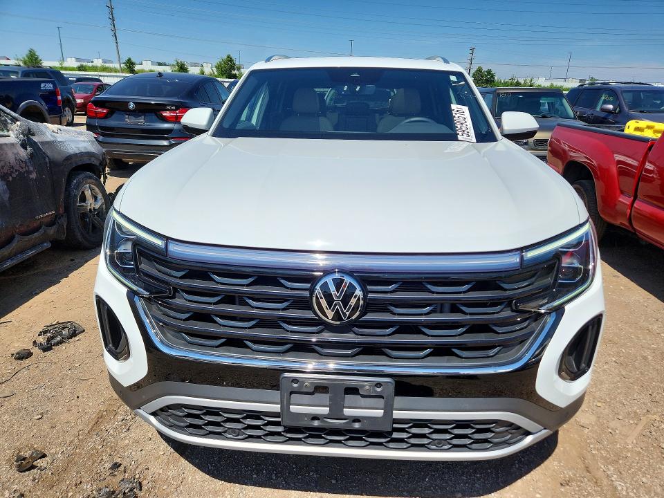 59590516 :رقم المزاد ، 1V2KE2CA6RC216181 vin ، 2024 Volkswagen Atlas Cross Sport مزاد بيع