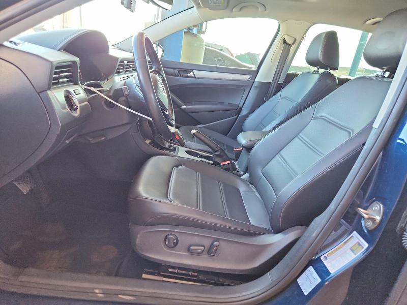 62542636 :رقم المزاد ، 1VWSA7A37NC005772 vin ، 2022 Volkswagen Passat مزاد بيع
