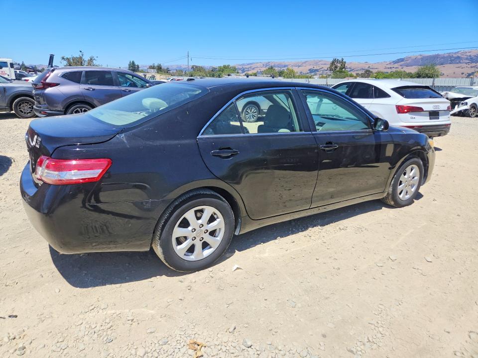 2010 Toyota Camry მანქანა იყიდება აუქციონზე, vin: 4T4BF3EK4AR003840, აუქციონის ნომერი: 63238926