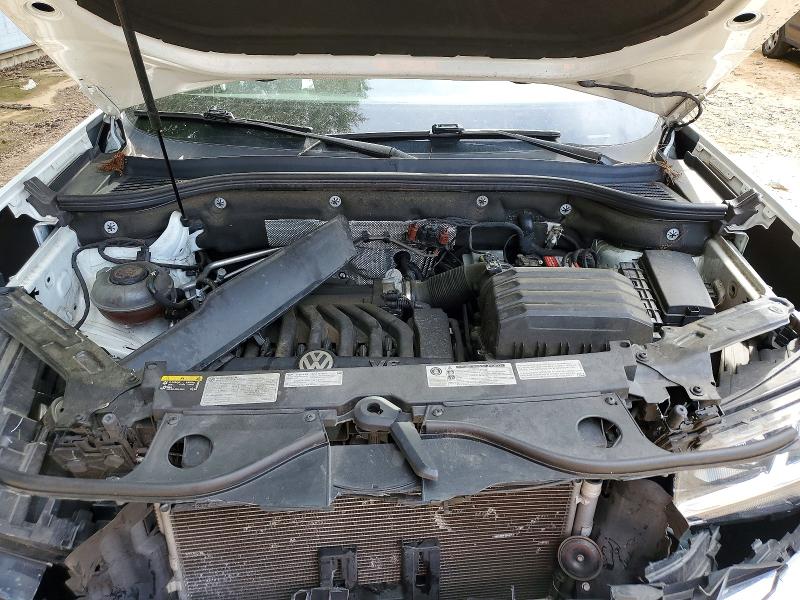 61997426 :رقم المزاد ، 1V21E2CA4LC218868 vin ، 2020 Volkswagen Atlas Cross Sport مزاد بيع