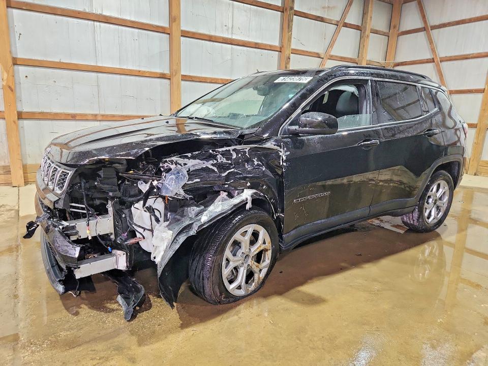 61423676 :رقم المزاد ، 3C4NJDBN5ST561058 vin ، 2025 Jeep Compass مزاد بيع