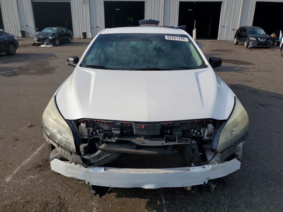 2015 Chevrolet Malibu მანქანა იყიდება აუქციონზე, vin: 1G11C5SL8FU117108, აუქციონის ნომერი: 62267476