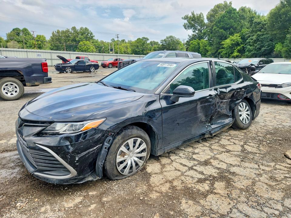2022 Toyota Camry მანქანა იყიდება აუქციონზე, vin: 4T1C31AK0NU586284, აუქციონის ნომერი: 60817096