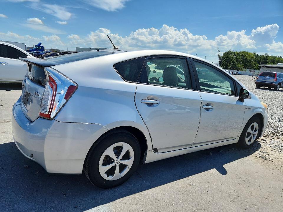61630096 :رقم المزاد ، JTDKN3DU2D0353628 vin ، 2013 Toyota Prius مزاد بيع