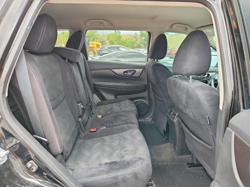 62972426 :رقم المزاد ، 5N1AT2MV2FC811864 vin ، 2015 Nissan Rogue مزاد بيع