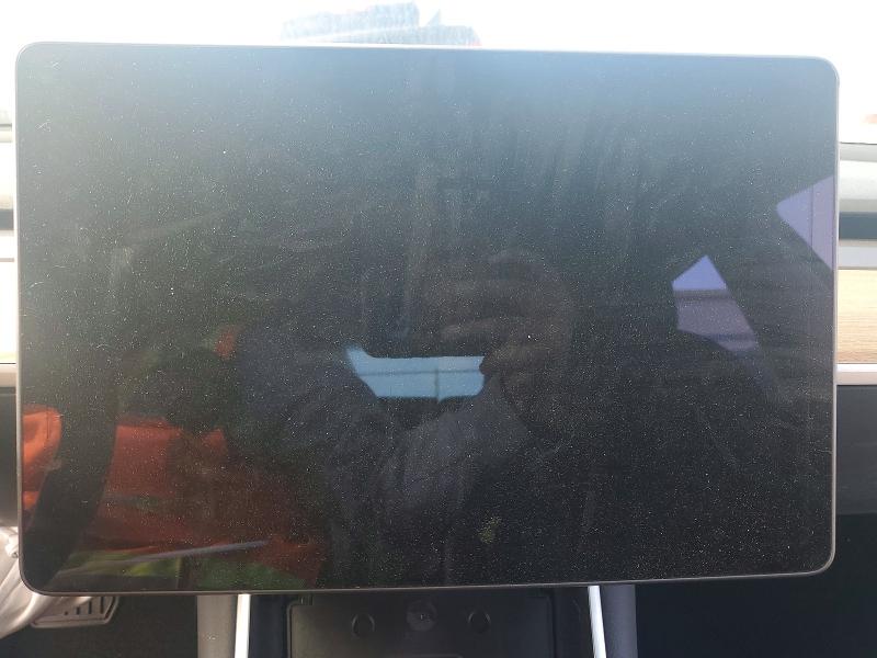 62853776 :رقم المزاد ، 5YJ3E1EA3KF427375 vin ، 2019 Tesla Model 3 مزاد بيع
