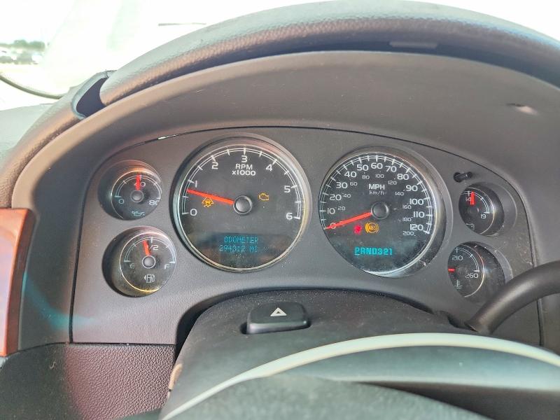 61197936 :رقم المزاد ، 3GNFC16068G148943 vin ، 2008 Chevrolet Suburban مزاد بيع