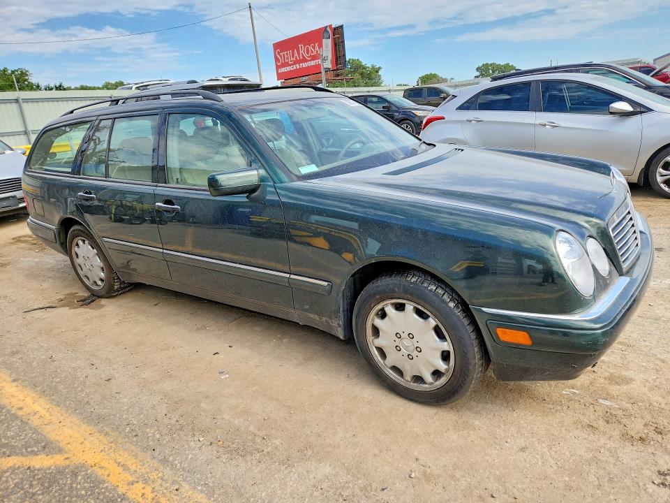 Продажа на аукционе авто 1998 Mercedes-benz E, vin: WDBJH82F7WX005501, номер лота: 59977226