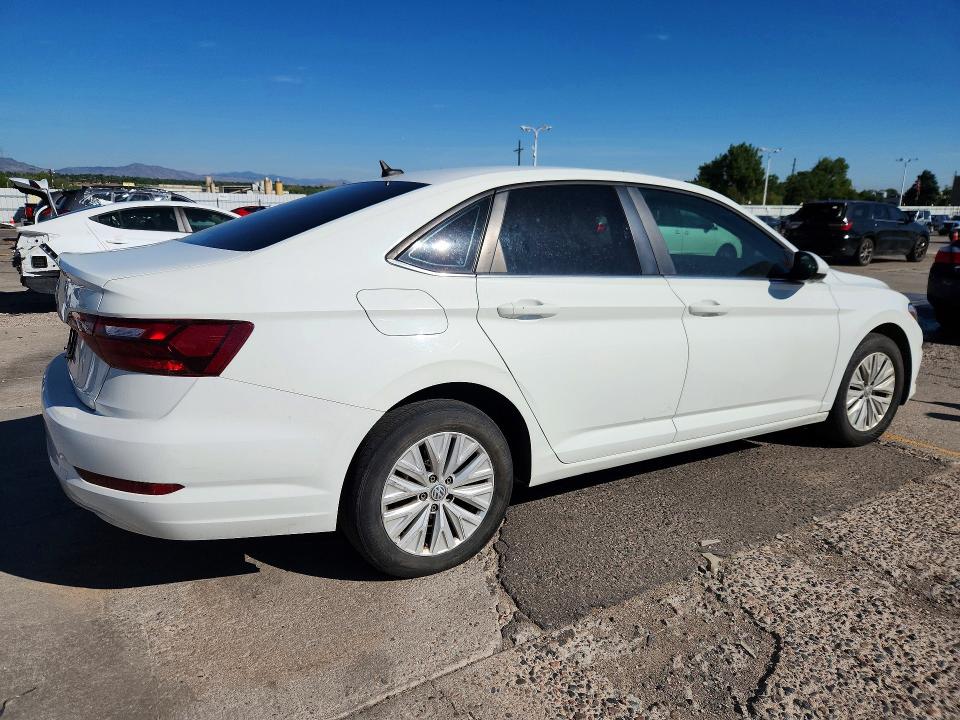 62444826 :رقم المزاد ، 3VWCB7BU3LM060062 vin ، 2020 Volkswagen Atlas Cross Sport مزاد بيع