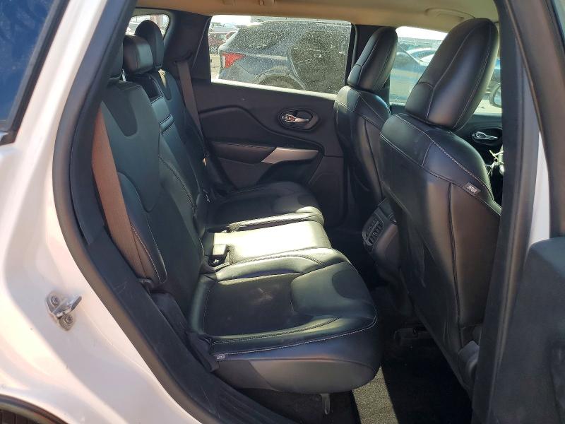 62962176 :رقم المزاد ، 1C4PJMLX1JD526966 vin ، 2018 Jeep Cherokee مزاد بيع