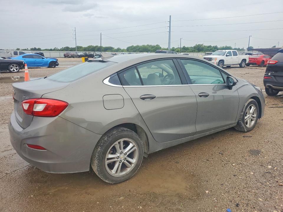61257036 :رقم المزاد ، 1G1BE5SM1H7147950 vin ، 2017 Chevrolet Cruze مزاد بيع