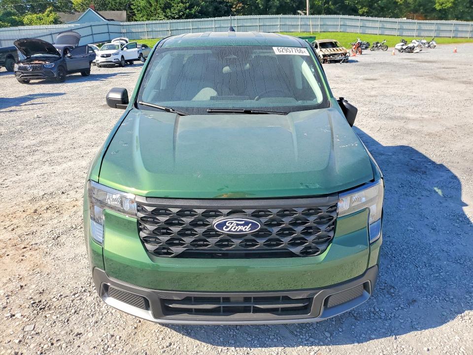 62957766 :رقم المزاد ، 3FTTW8J37SRB31867 vin ، 2025 Ford Maverick مزاد بيع