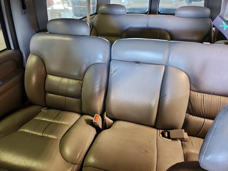 Продаж на аукціоні авто 1999 Chevrolet Suburban, vin: 1GNFK16R4XJ443652, номер лоту: 58874616