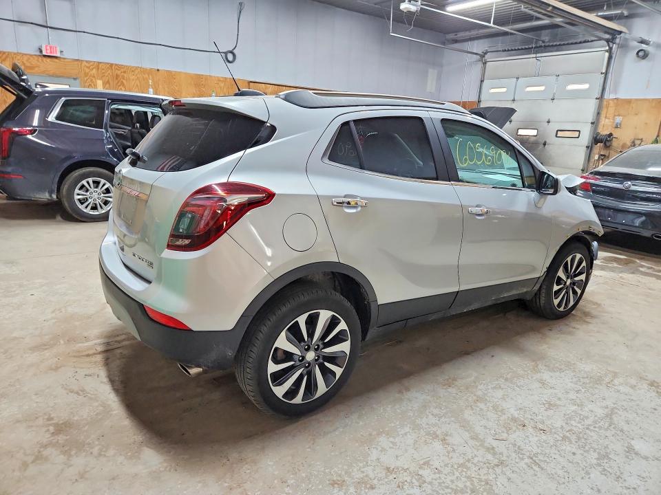 60569096 :رقم المزاد ، KL4CJESM9NB538113 vin ، 2022 Buick Encore مزاد بيع