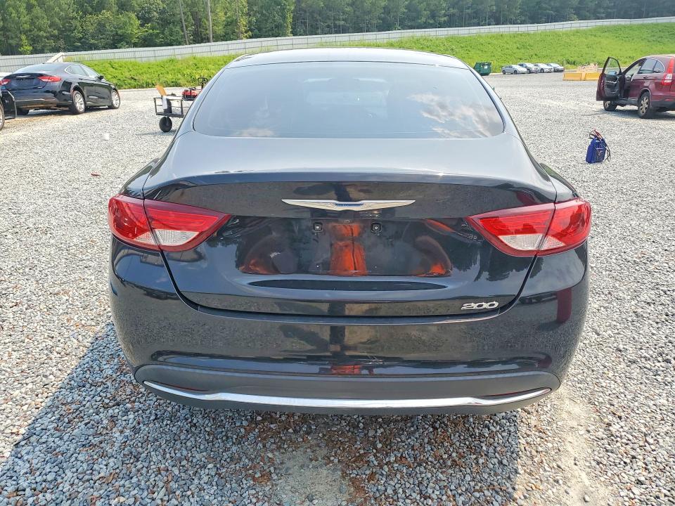 62758526 :رقم المزاد ، 1C3CCCAB1GN123331 vin ، 2016 Chrysler 200 مزاد بيع