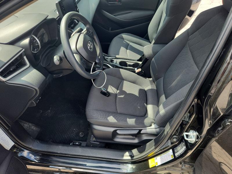 60435876 :رقم المزاد ، 5YFEPMAE9NP271574 vin ، 2022 Toyota Corolla مزاد بيع