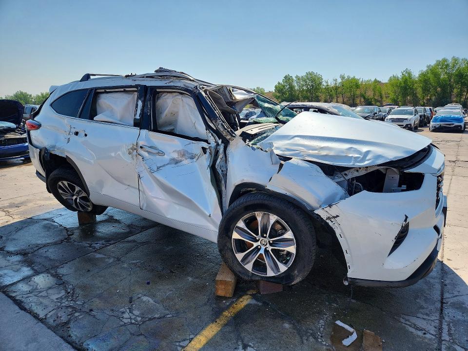Aukcja sprzedaży 2022 Toyota Highlander, vin: 5TDGZRBH0NS578714, numer aukcji: 73342655