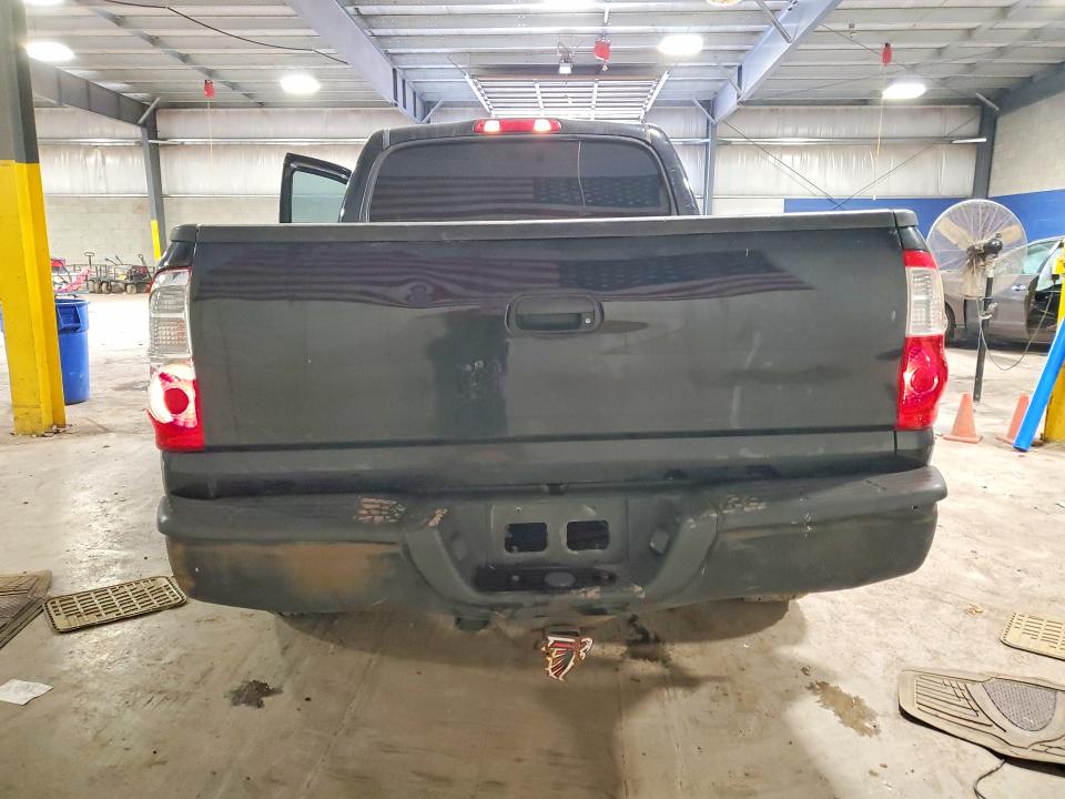 62641826 :رقم المزاد ، 5TBET38156S516686 vin ، 2006 Toyota Tundra مزاد بيع