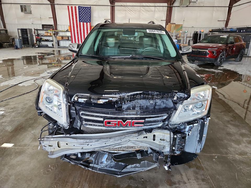 60041636 :رقم المزاد ، 2GKFLUEK8H6328549 vin ، 2017 Gmc Terrain مزاد بيع