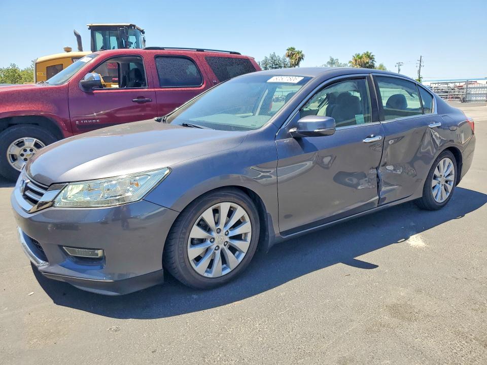 60507806 :رقم المزاد ، 1HGCR2F78DA033879 vin ، 2013 Honda Accord مزاد بيع