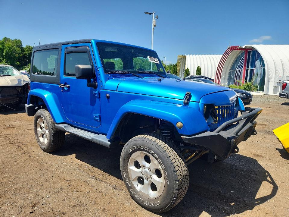 59604226 :رقم المزاد ، 1C4AJWBG0FL748639 vin ، 2015 Jeep Wrangler مزاد بيع
