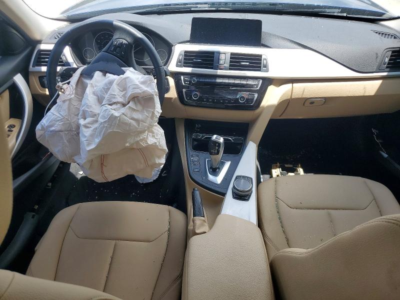 61079166 :رقم المزاد ، WBA8E5G31HNU43853 vin ، 2017 Bmw 320 مزاد بيع