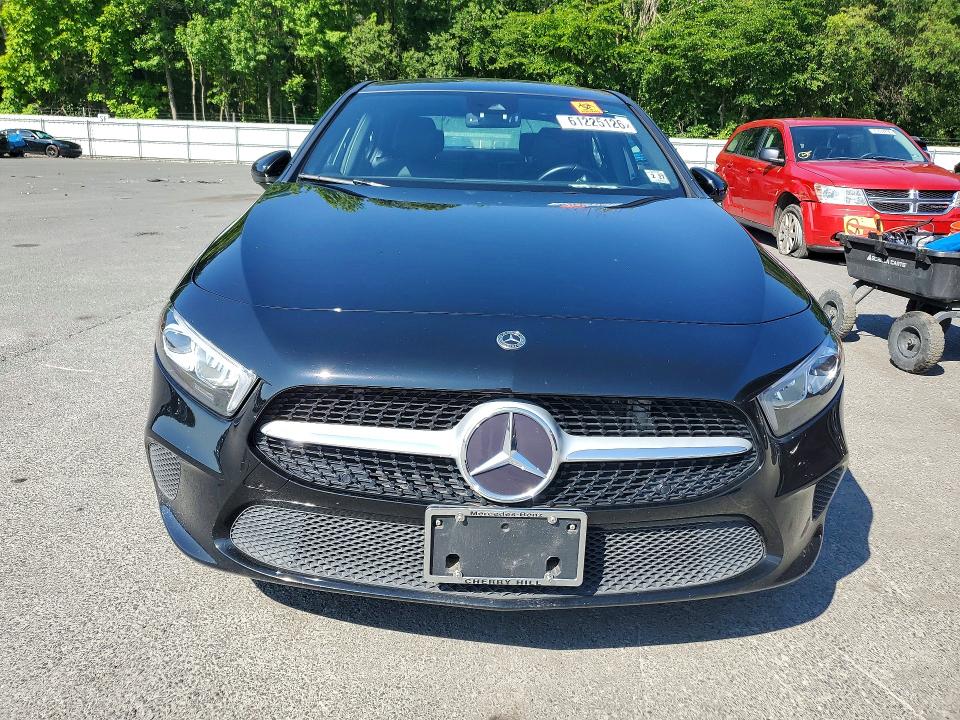 2022 Mercedes-benz A მანქანა იყიდება აუქციონზე, vin: W1K3G4FB0NJ367299, აუქციონის ნომერი: 61225126